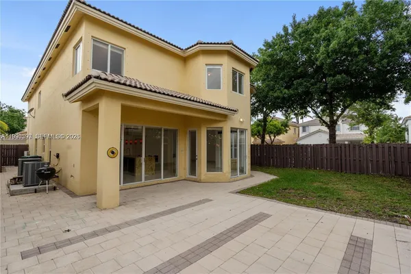 $6,500 | 7333 Northwest 108th Court, Doral, FL 33178