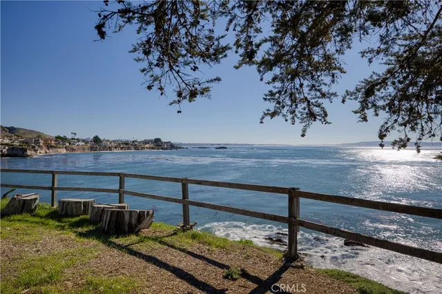 a view of a house with a big yard