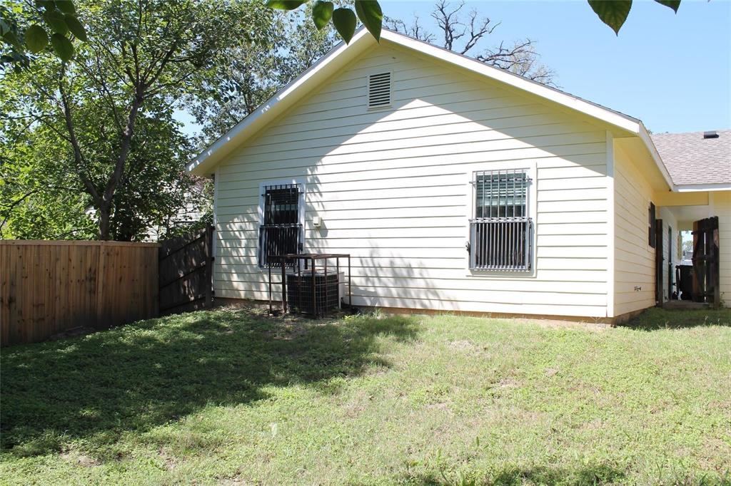 4518 Hamilton Avenue Dallas, TX 75210 - Photo 6 of 24