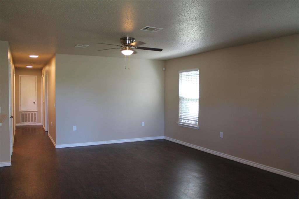 4518 Hamilton Avenue Dallas, TX 75210 - Photo 9 of 24