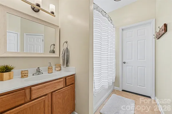 $2,800 | 1706 Dallas Avenue, Charlotte, NC 28205