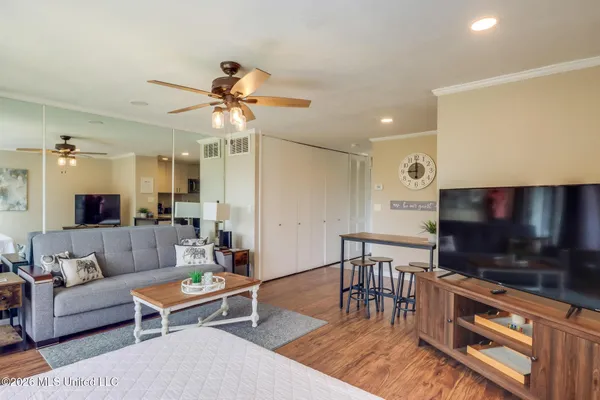 $84,000 | 114 Lakeside Villa, Unit B, Diamondhead, MS 39525