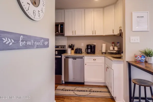 $84,000 | 114 Lakeside Villa, Unit B, Diamondhead, MS 39525