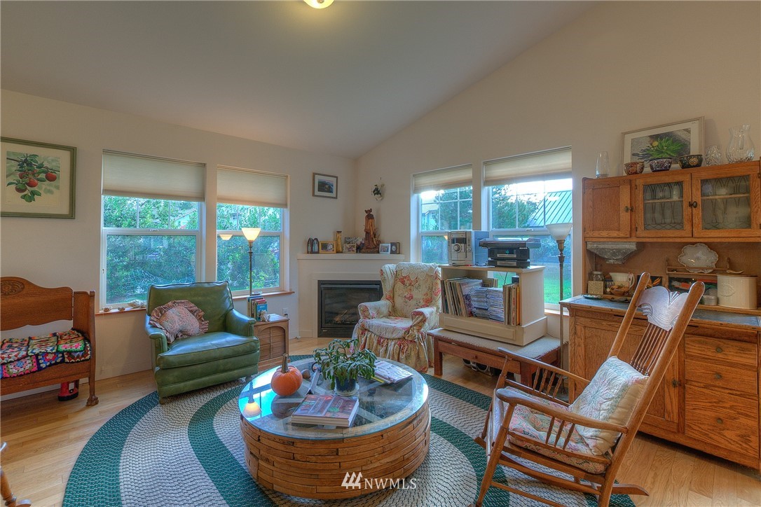 105 Rosehip Road Orcas Island, WA 98245 - Photo 8 of 18 Gallery Image 8