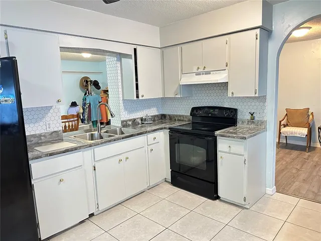 $774,000 | 2424 51st Street, Sarasota, FL 34234