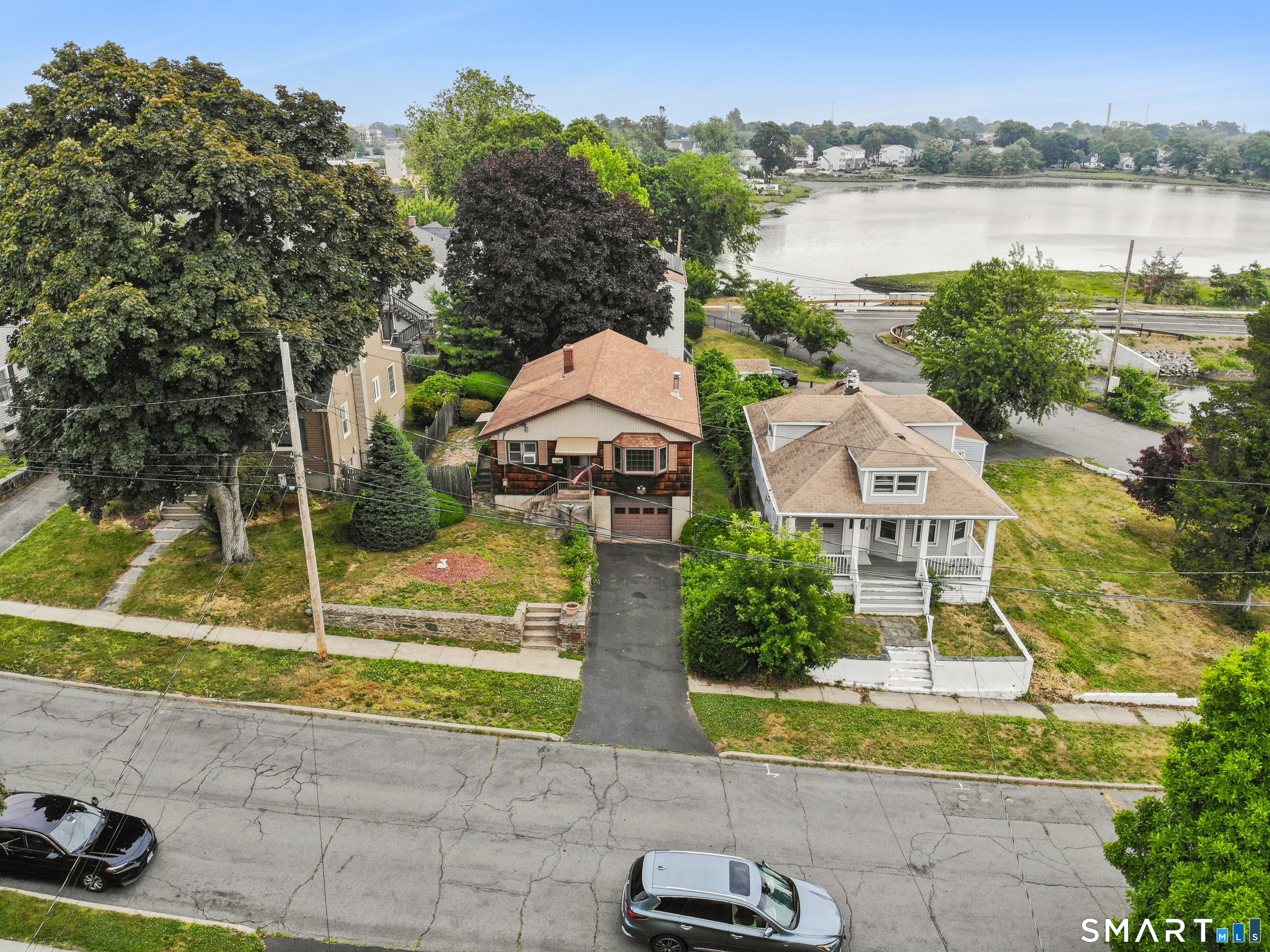 81 Shoreham Terrace Fairfield, CT 06824 - Photo 23 of 26