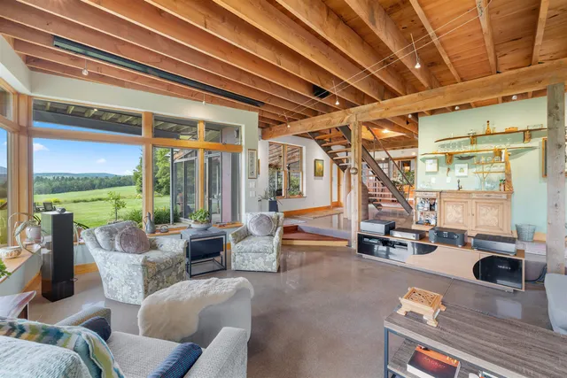 $2,195,000 | 32 Steep Hill Road, Wilmington, VT 05363