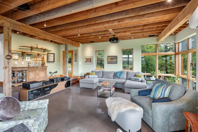 $2,195,000 | 32 Steep Hill Road, Wilmington, VT 05363