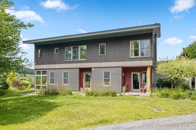 $2,195,000 | 32 Steep Hill Road, Wilmington, VT 05363