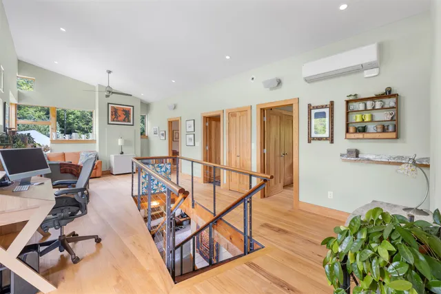 $2,195,000 | 32 Steep Hill Road, Wilmington, VT 05363