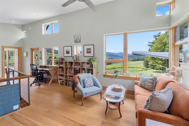 $2,195,000 | 32 Steep Hill Road, Wilmington, VT 05363