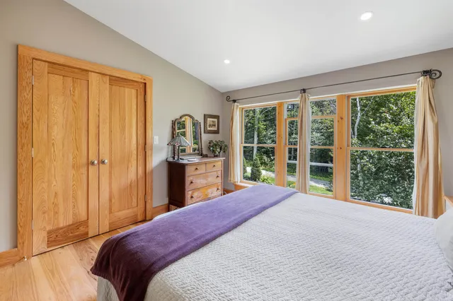 $2,195,000 | 32 Steep Hill Road, Wilmington, VT 05363