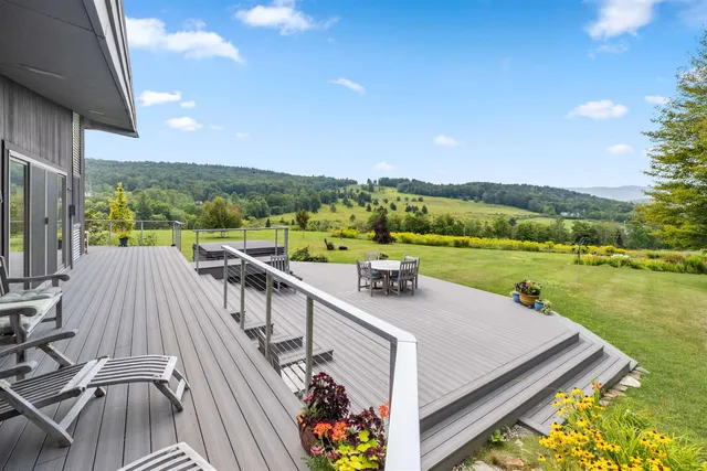 $2,195,000 | 32 Steep Hill Road, Wilmington, VT 05363