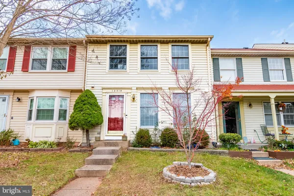 $580,000 | 13215 Custom House Court, Fairfax, VA 22033