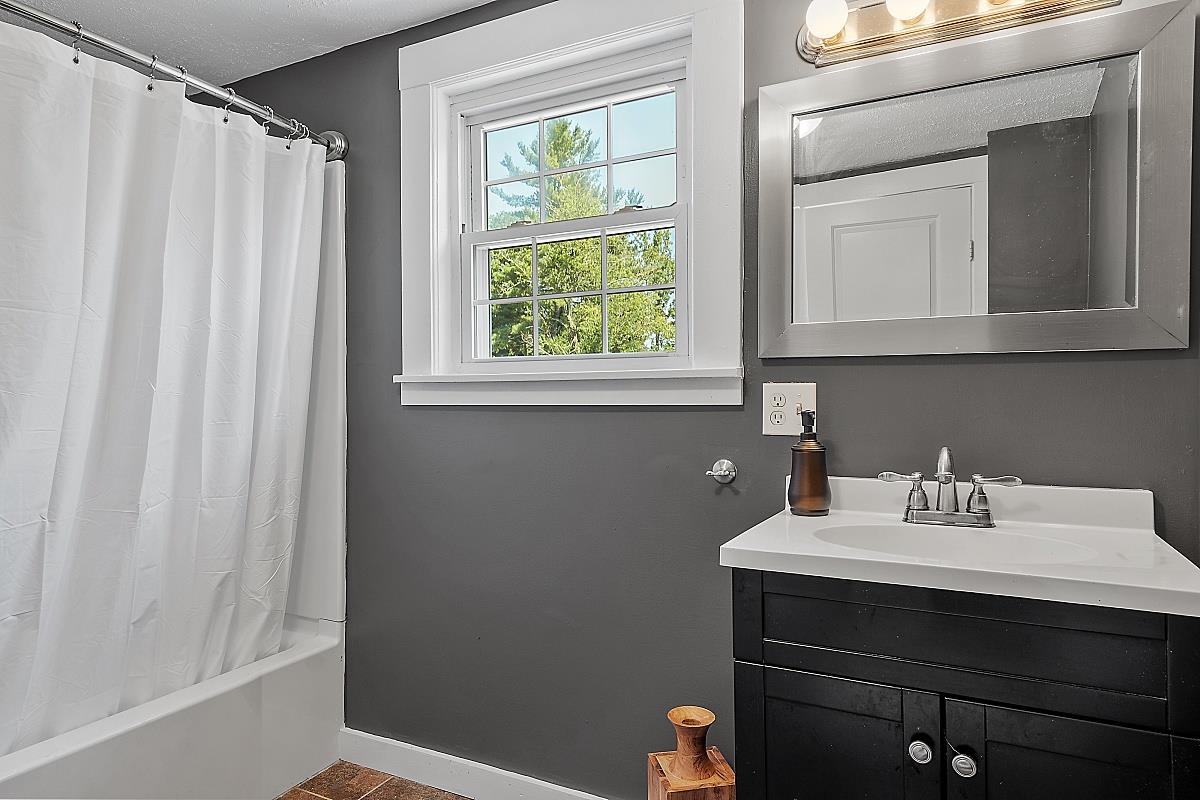 35 Olde Road Danville, NH 03819 - Photo 25 of 38