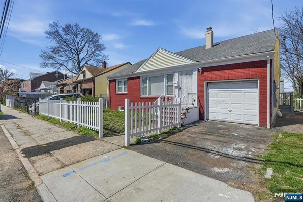 $530,000 | 325 Schley Street, Newark, NJ 07112