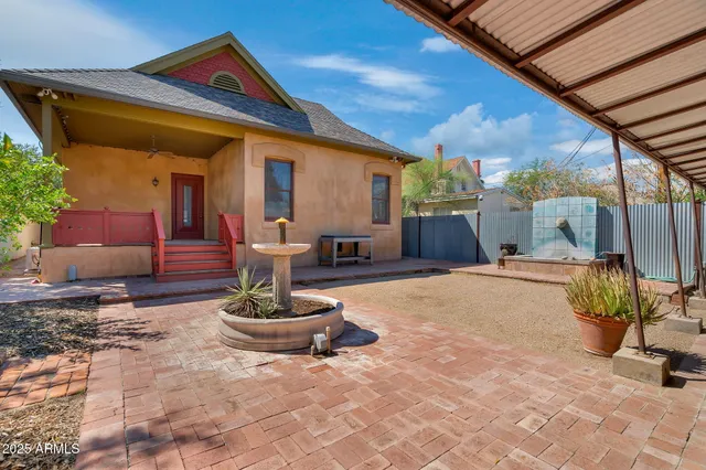 $1,050,000 | 207 East University Boulevard, Tucson, AZ 85705