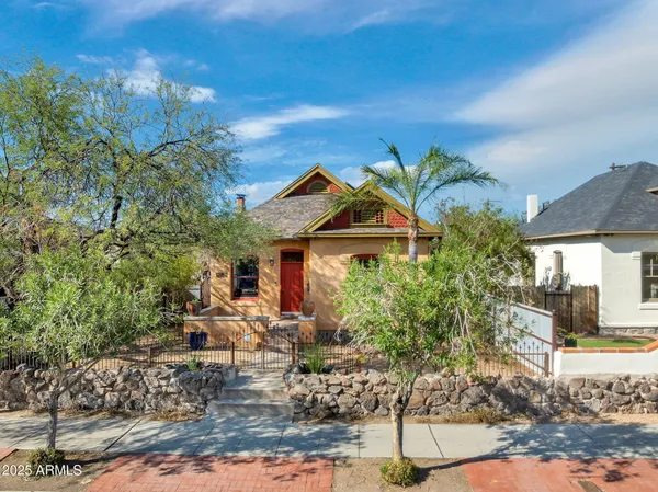 $985,000 | 207 East University Boulevard, Tucson, AZ 85705