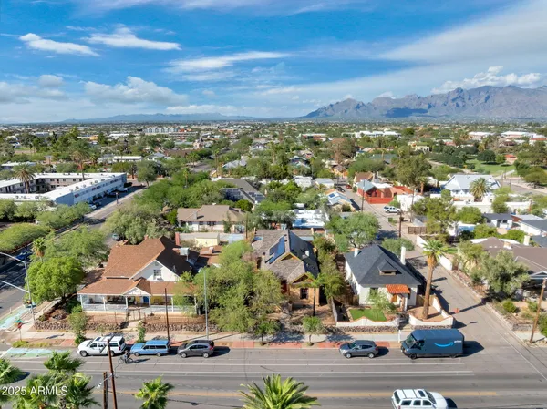 $985,000 | 207 East University Boulevard, Tucson, AZ 85705