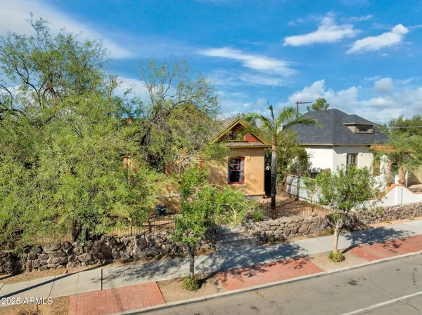 $985,000 | 207 East University Boulevard, Tucson, AZ 85705