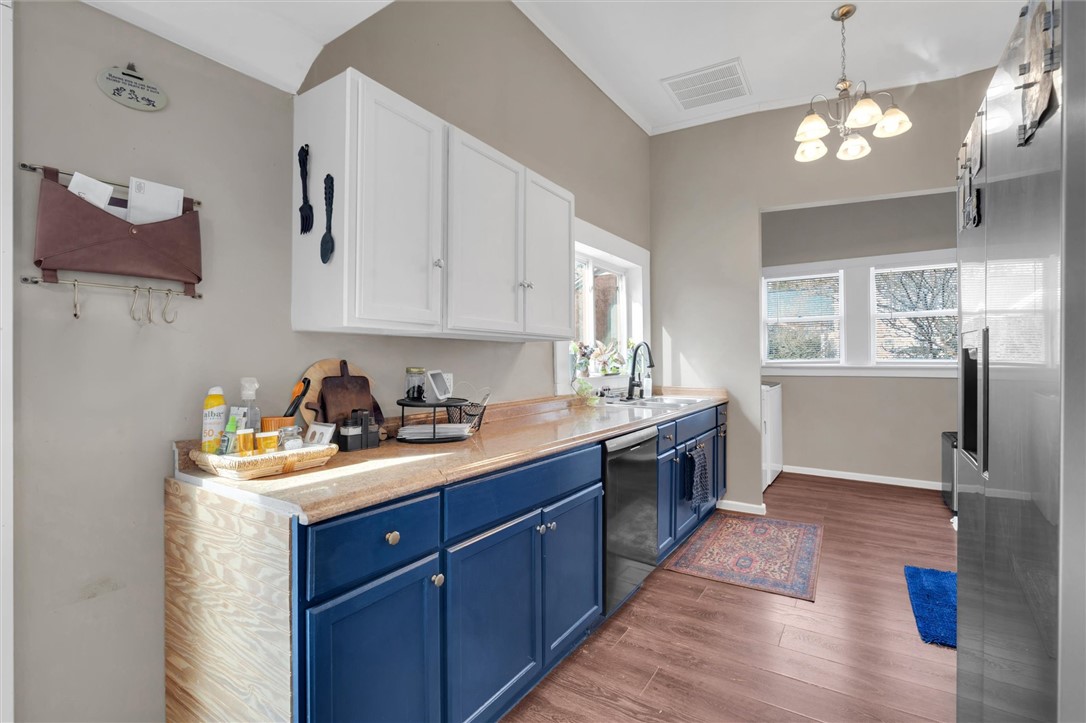 417 North Main Street Honea Path, SC 29654 - Photo 9 of 28