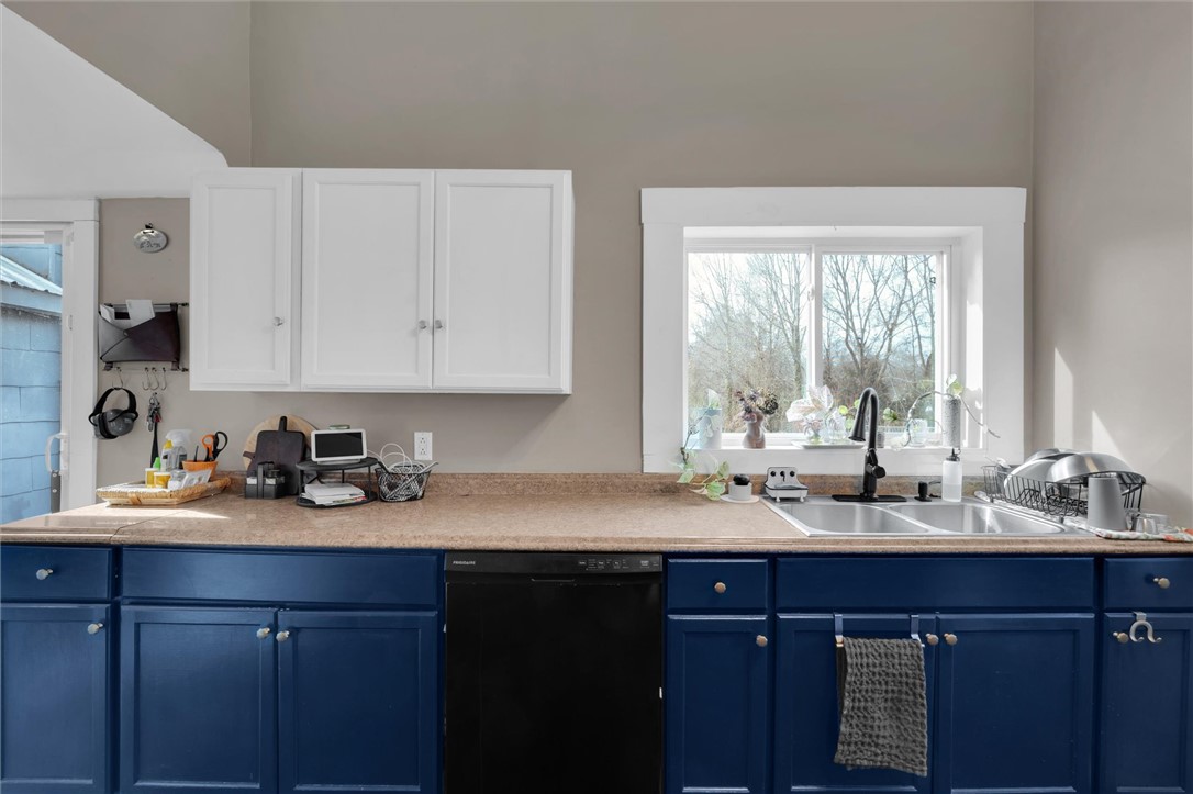 417 North Main Street Honea Path, SC 29654 - Photo 10 of 28