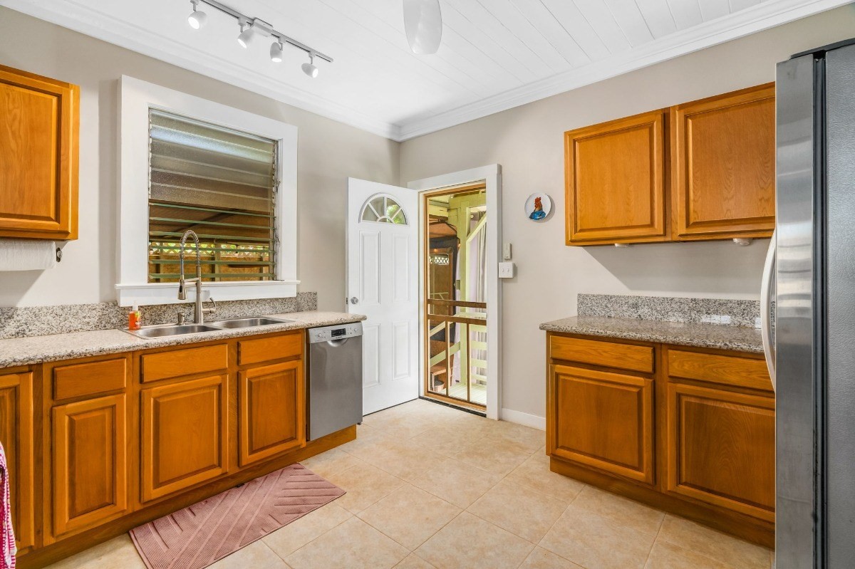 4780 Iiwi Road Kapaa, HI 96746 - Photo 6 of 29 Gallery Image 6