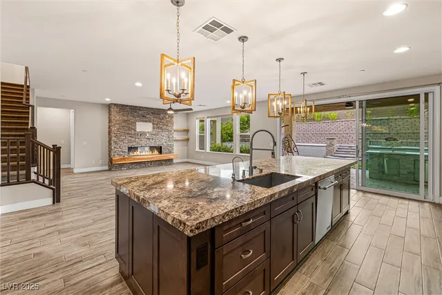 $5,995 | 4631 Amazing View Street, Las Vegas, NV 89129