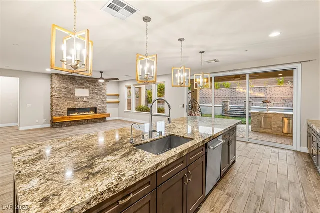 $5,995 | 4631 Amazing View Street, Las Vegas, NV 89129