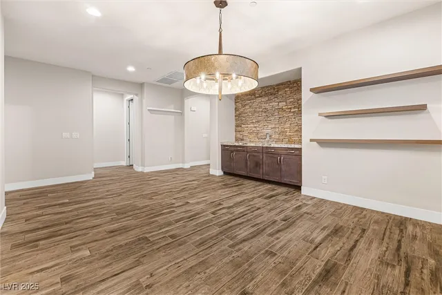 $5,995 | 4631 Amazing View Street, Las Vegas, NV 89129