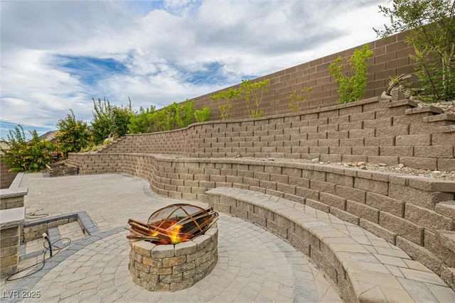 $5,995 | 4631 Amazing View Street, Las Vegas, NV 89129