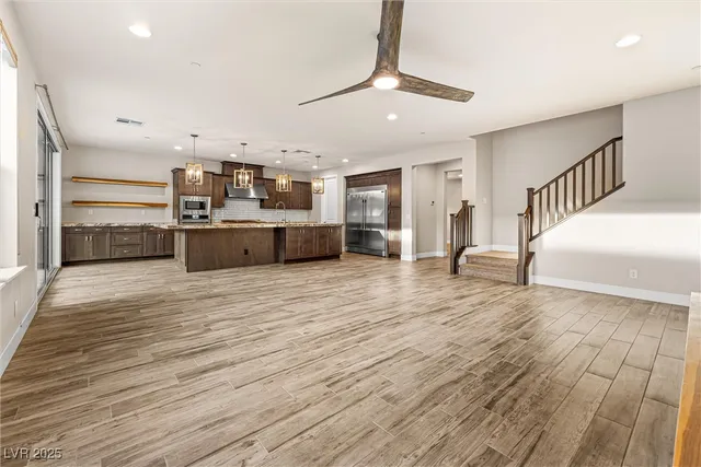 $5,995 | 4631 Amazing View Street, Las Vegas, NV 89129