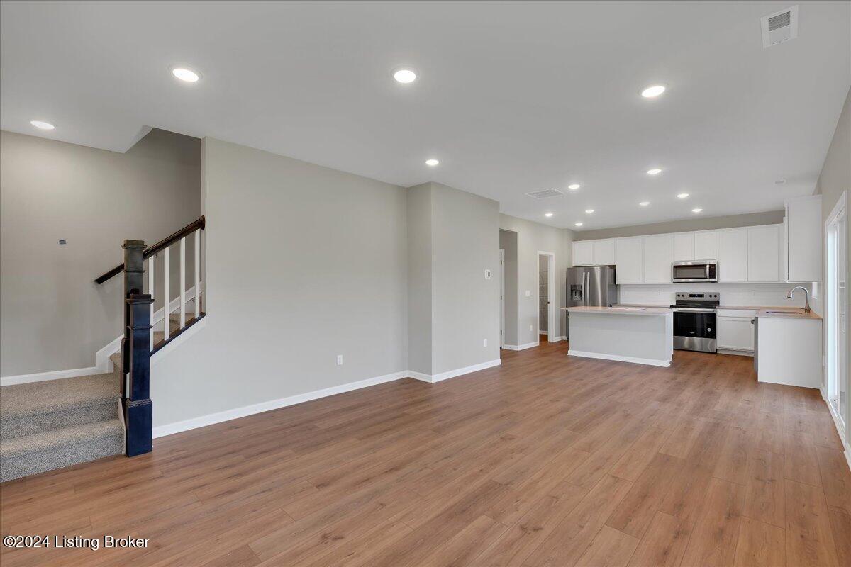 8405 Fairmount Road Louisville, KY 40291 - Photo 10 of 41 12-8405 Fairmount Rd
