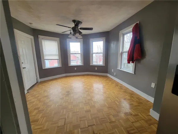$2,300 | 6 Osborn Street, Unit 3, Providence, RI 02908