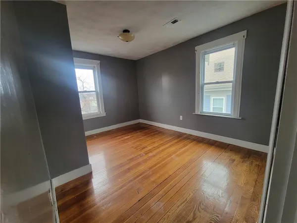 $2,300 | 6 Osborn Street, Unit 3, Providence, RI 02908