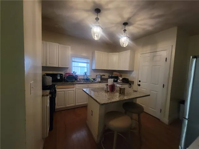 $1,900 | 6 Osborn Street, Unit 1, Providence, RI 02908