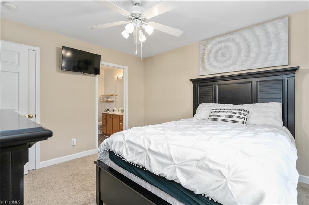 906 Creek Ridge Road Greensboro, NC 27406 - Photo 13 of 29 Gallery Image 13
