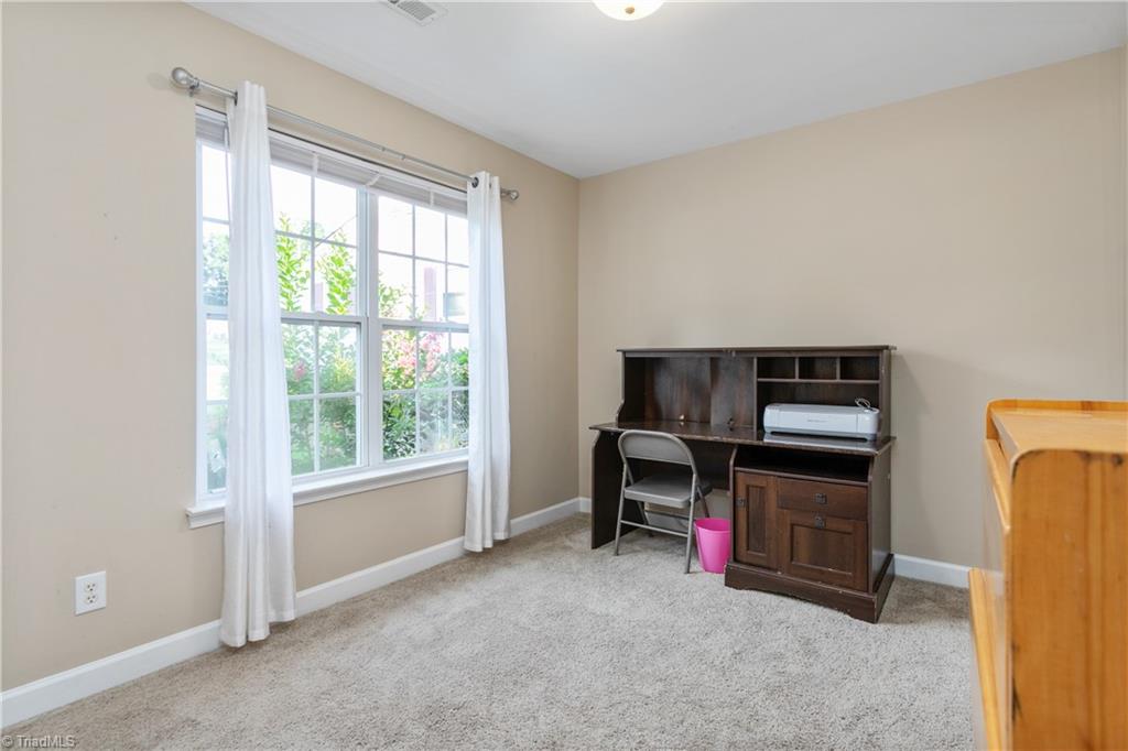906 Creek Ridge Road Greensboro, NC 27406 - Photo 17 of 29 Gallery Image 17