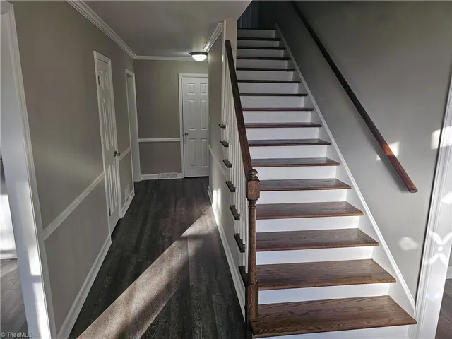 $799,900 | 3721 Herchel Lane, Winston-Salem, NC 27106