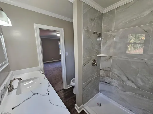 $799,900 | 3721 Herchel Lane, Winston-Salem, NC 27106