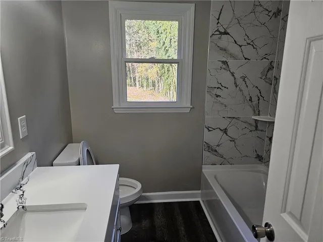 $799,900 | 3721 Herchel Lane, Winston-Salem, NC 27106