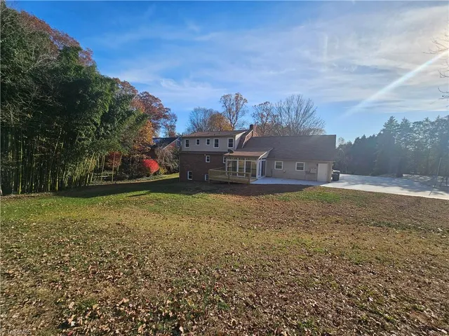 $799,900 | 3721 Herchel Lane, Winston-Salem, NC 27106