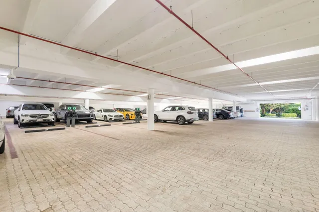 $28,500 | 2100 South Ocean Boulevard, Unit 607N, Palm Beach, FL 33480