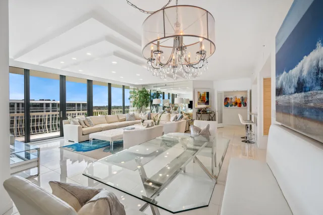 $28,500 | 2100 South Ocean Boulevard, Unit 607N, Palm Beach, FL 33480