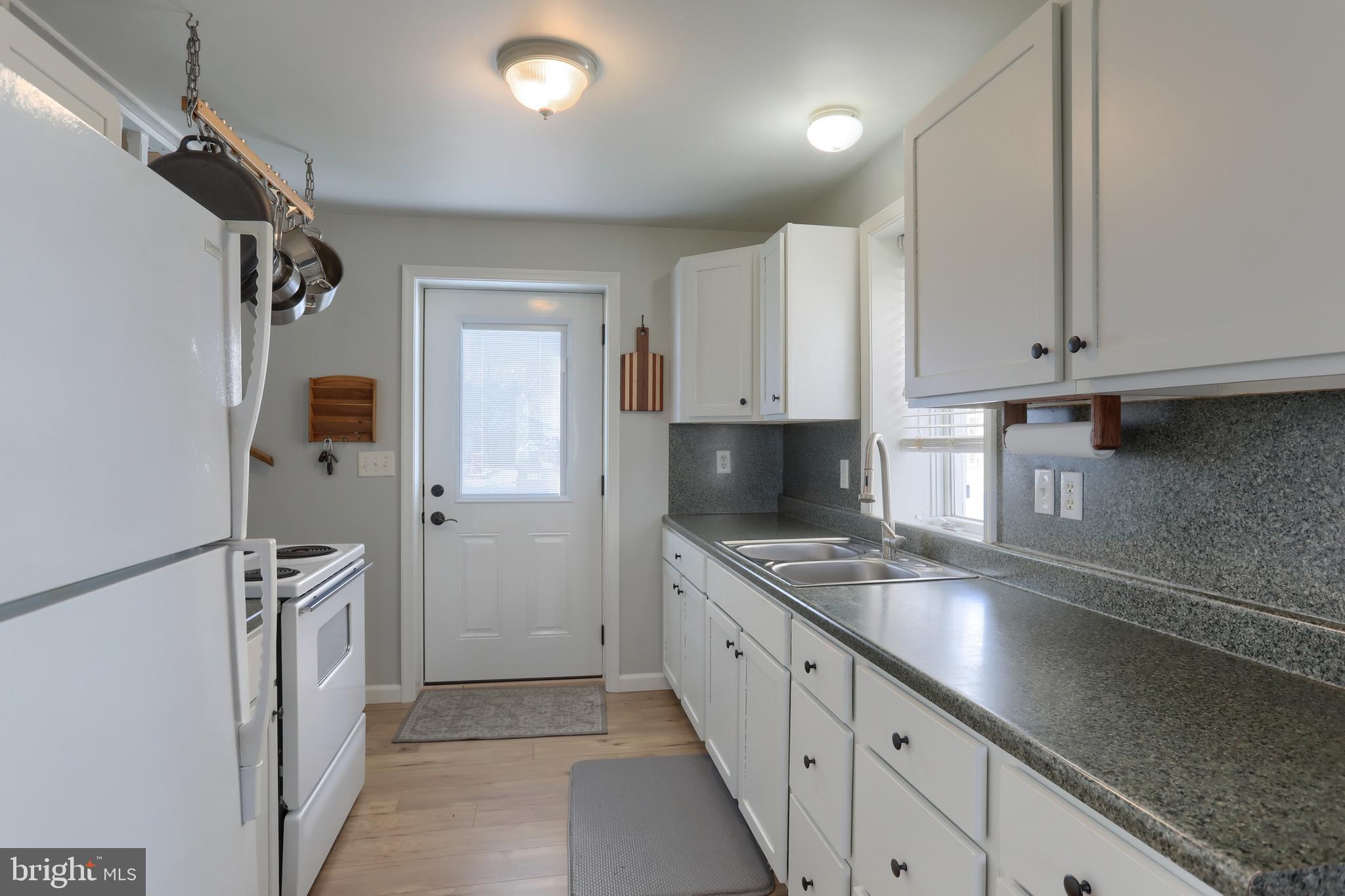 494 Weavertown Road Myerstown, PA 17067 - Photo 8 of 30 efficient galley kitchen