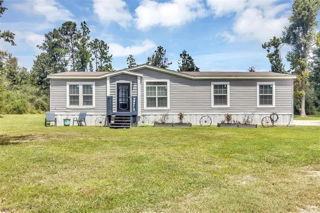 $220,000 | 282 Holbrook Park Road, Dequincy, LA 70633