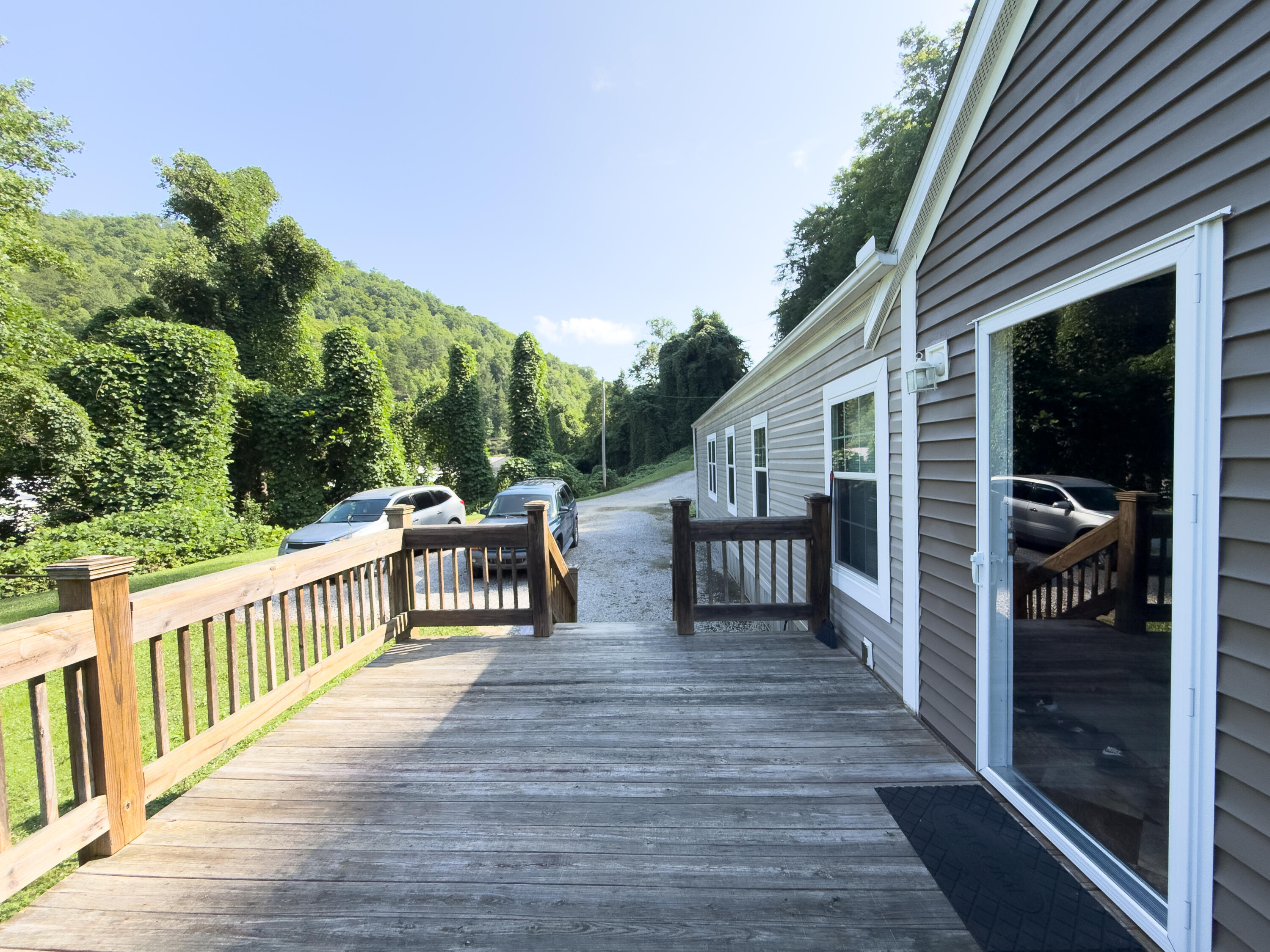 240 Elk Rdg Road Hyden, KY 41749 - Photo 6 of 34 LightroomRealEstateEdits-20