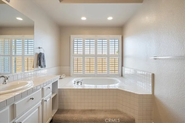 $795,000 | 81 Via Larga Vista, Bonsall, CA 92003