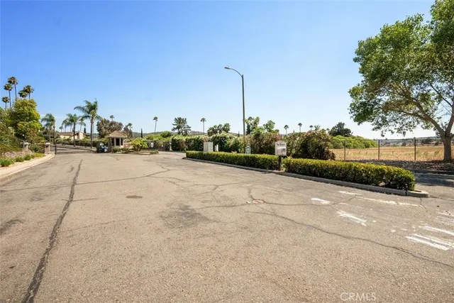 $795,000 | 81 Via Larga Vista, Bonsall, CA 92003