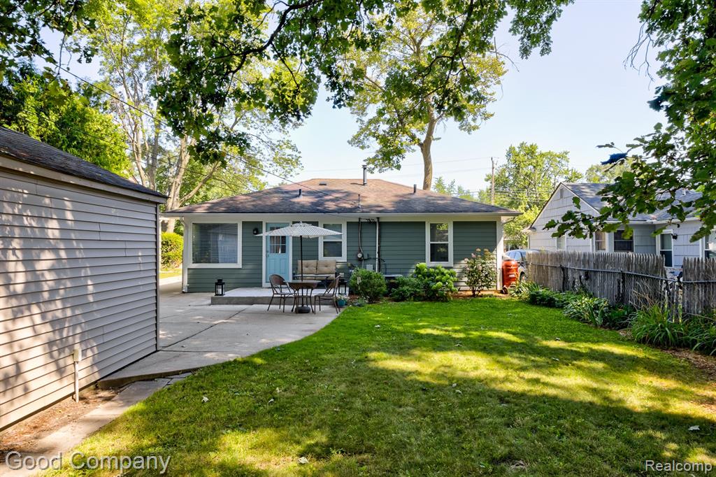 15925 West 14 Mile Road Franklin, MI 48025 - Photo 27 of 29